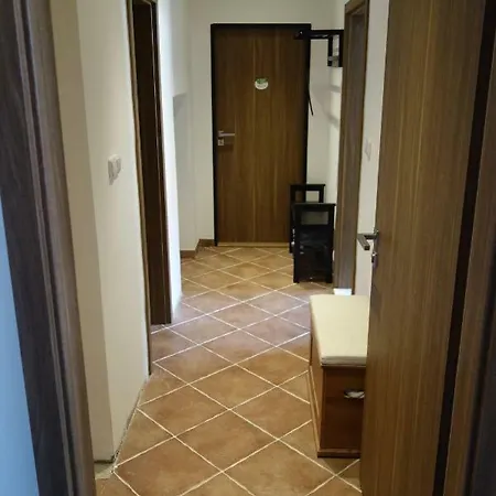 - Vstupni Brana Do Ceskeho Stredohori * Trebenice